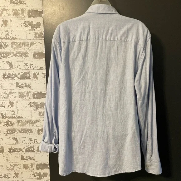 Banana Republic Soft Cotton Button Down Shirt Blue Size L Relaxed Fit - Picture 5 of 7